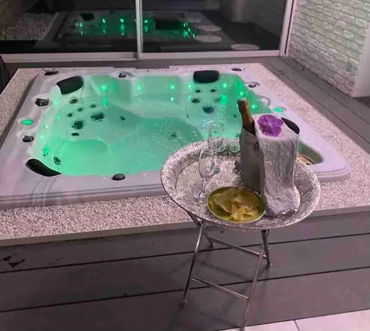 דירה Rieux-de-Pelleport Koh Samui Siam Manahakhon Appart & Spa צרפת